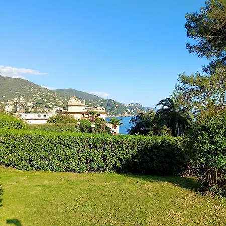 Giulia Excelsior By World * Rapallo