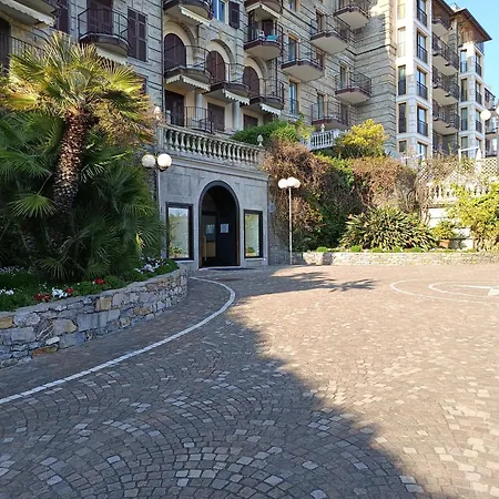 Apartment Giulia Excelsior By World Rapallo